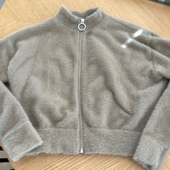 GYMSHARK WHITNEY EYELASH KNIT JACKET XS - Picture 4 of 6